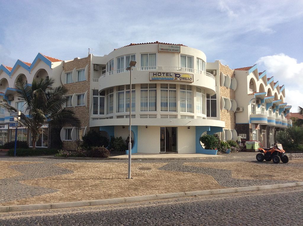 Hotel Ouril Pontao